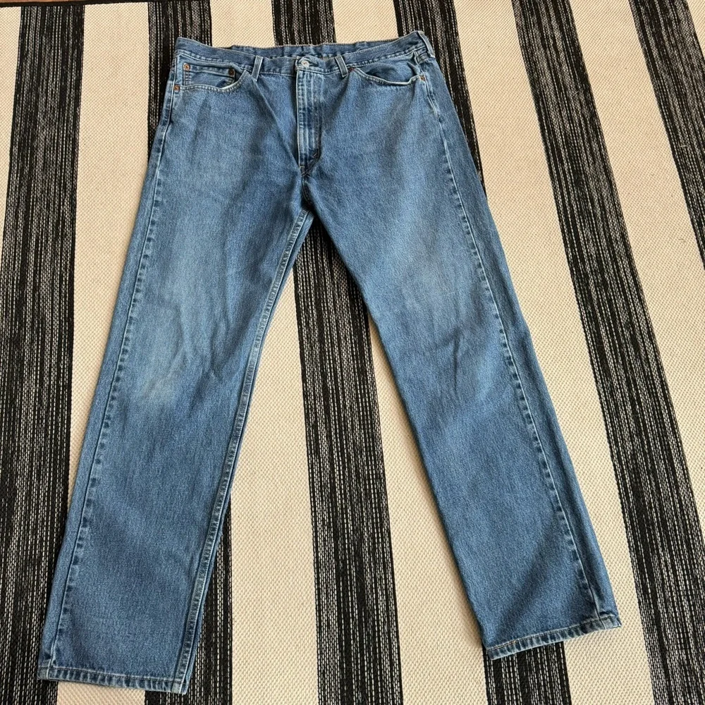 Levi's 505 Men's‎ Straight Leg Medium Wash Size W40/ L34